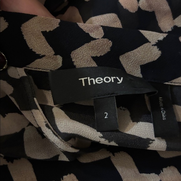 Theory Black and Tan Geometric Long Sleeve Dress, US2 - Picture 9 of 10